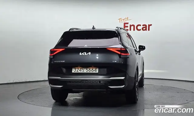 Kia Sportage 2023 1.6 автомат (гидро), миниатюра 3
