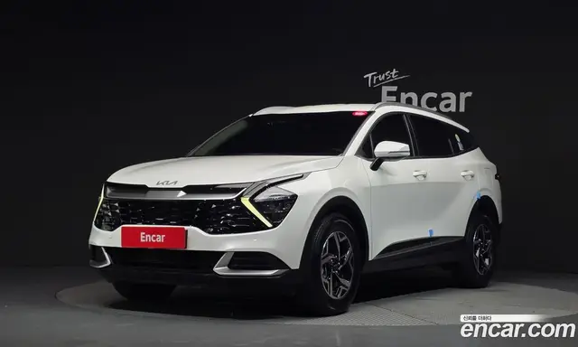 Kia Sportage 2023 2.0 автомат (гидро), миниатюра 1