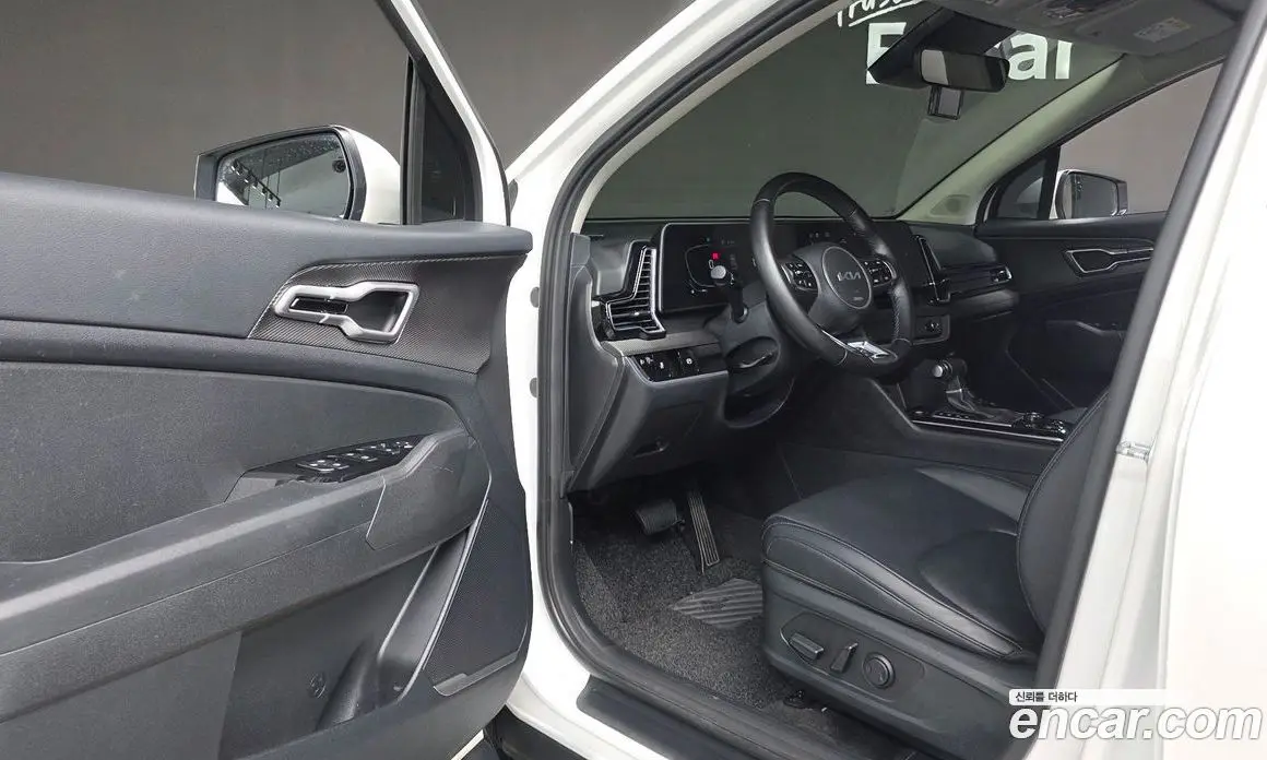 Kia Sportage 2023 2.0 автомат (гидро), фото 11
