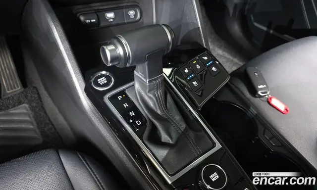Kia Sportage 2023 2.0 автомат (гидро), миниатюра 9