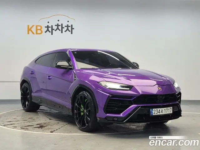 Lamborghini Urus 2022 4.0 автомат (гидро), миниатюра 4
