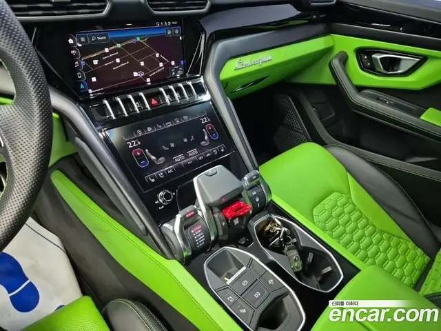 Lamborghini Urus 2022 4.0 автомат (гидро), миниатюра 10