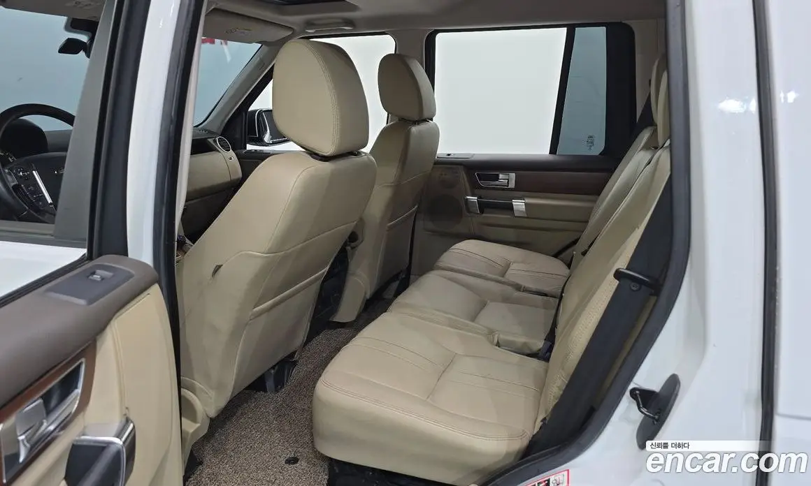 Land Rover Discovery 2015 3.0 автомат (гидро), фото 11