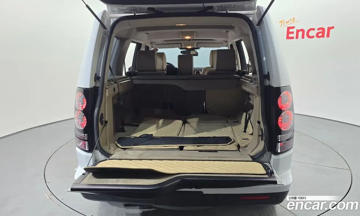 Land Rover Discovery 2015 3.0 автомат (гидро), фото 19