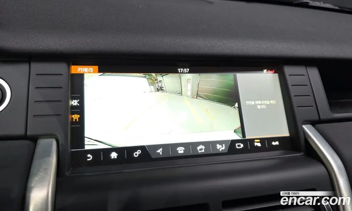 Land Rover Discovery Sport 2018 2.0 автомат (гидро), фото 14