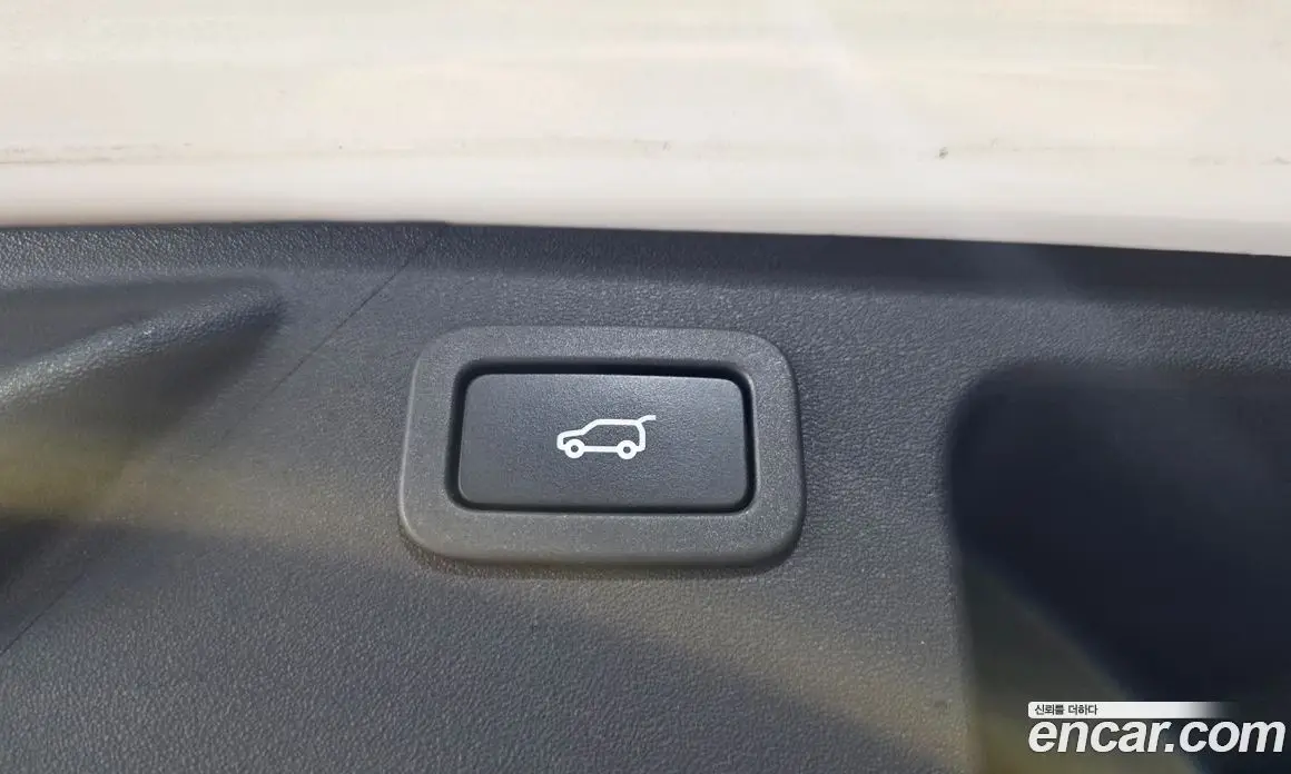 Land Rover Discovery Sport 2018 2.0 автомат (гидро), фото 17