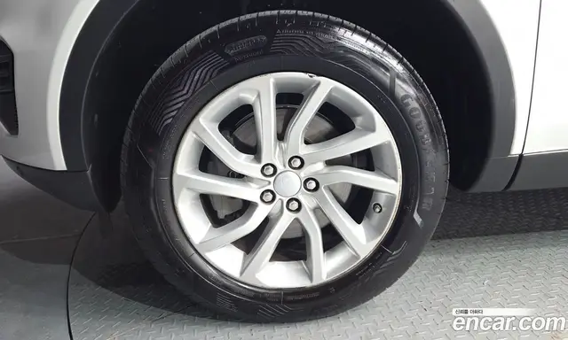 Land Rover Discovery Sport 2018 2.0 автомат (гидро), миниатюра 5