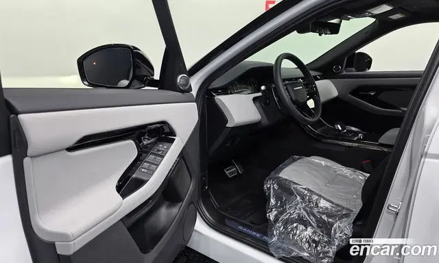 Land Rover Range Rover Evoque 2026 2.0 автомат (гидро), миниатюра 10