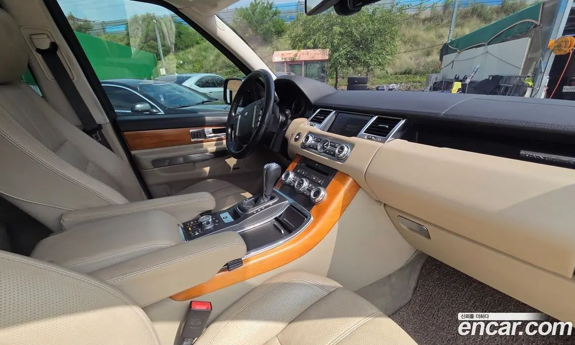 Land Rover Range Rover Sport 2009 3.0 автомат (гидро), фото 15