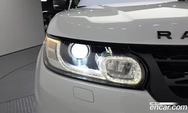 Land Rover Range Rover Sport 2017 3.0 автомат (гидро), миниатюра 8