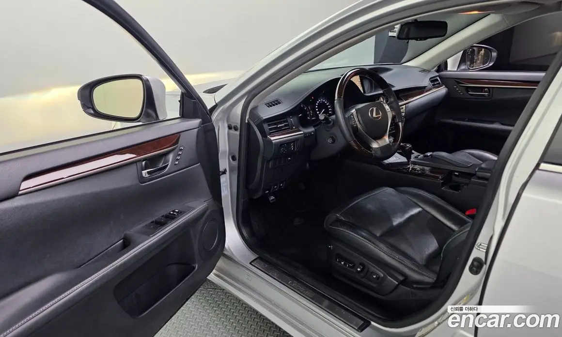 Lexus ES 2013 3.5 автомат (гидро), фото 10