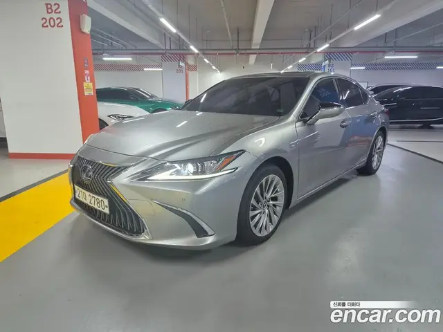 Lexus ES, 2018, 117 415 км