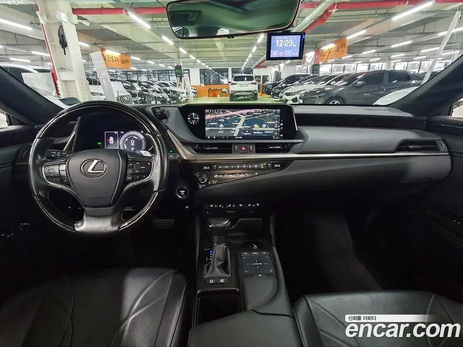 Lexus ES 2020 2.5 автомат (гидро), фото 6