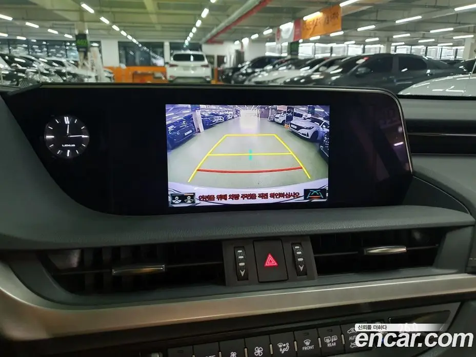 Lexus ES 2020 2.5 автомат (гидро), фото 10