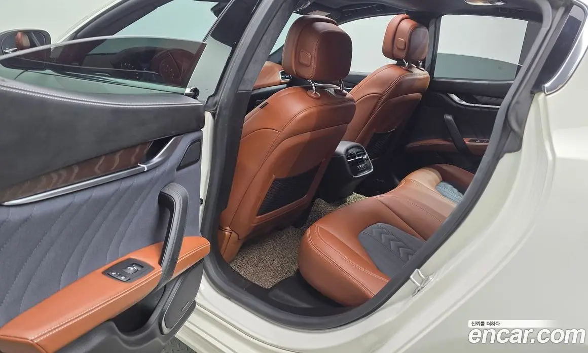 Maserati Ghibli 2020 3.0 автомат (гидро), фото 18