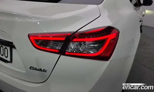 Maserati Ghibli 2020 3.0 автомат (гидро), миниатюра 9