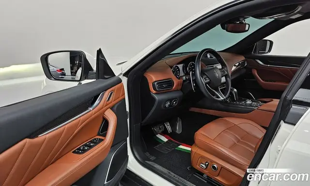 Maserati Levante 2022 3.0 автомат (гидро), миниатюра 10