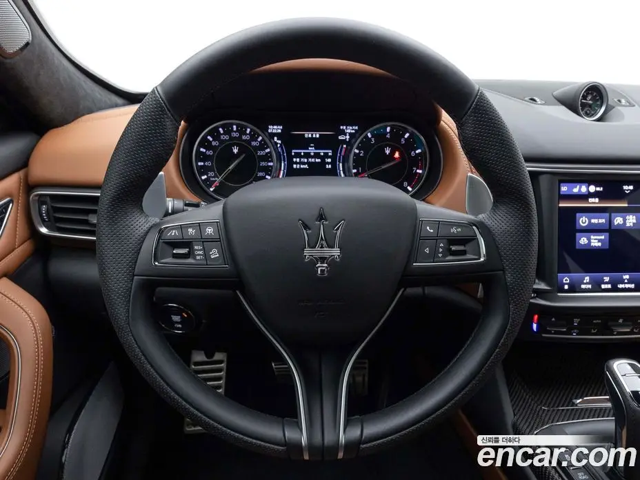 Maserati Levante 2023 3.0 автомат (гидро), фото 11