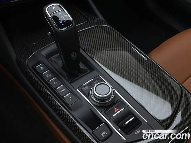 Maserati Levante 2023 3.0 автомат (гидро), миниатюра 9