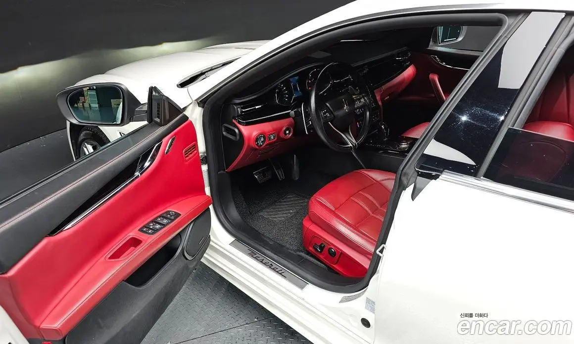 Maserati Quattroporte 2018 3.0 автомат (гидро), фото 13