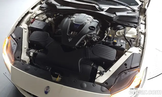 Maserati Quattroporte 2018 3.0 автомат (гидро), миниатюра 6