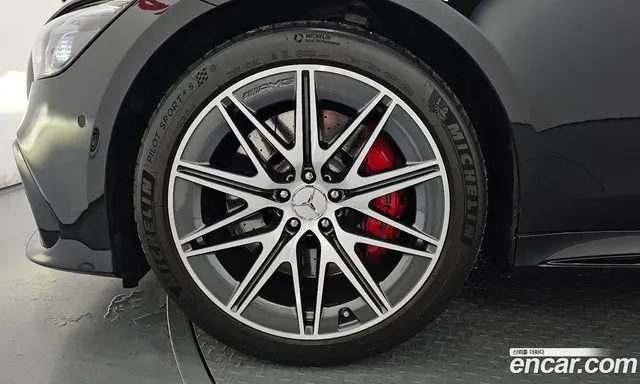 Mercedes-Benz AMG GT 2023 3.0 автомат (гидро), миниатюра 5