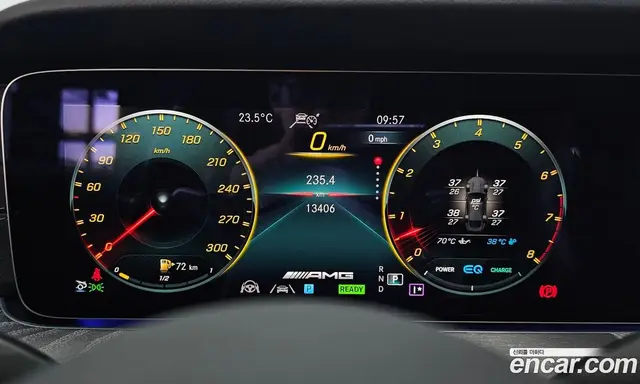Mercedes-Benz AMG GT 2023 3.0 автомат (гидро), миниатюра 8