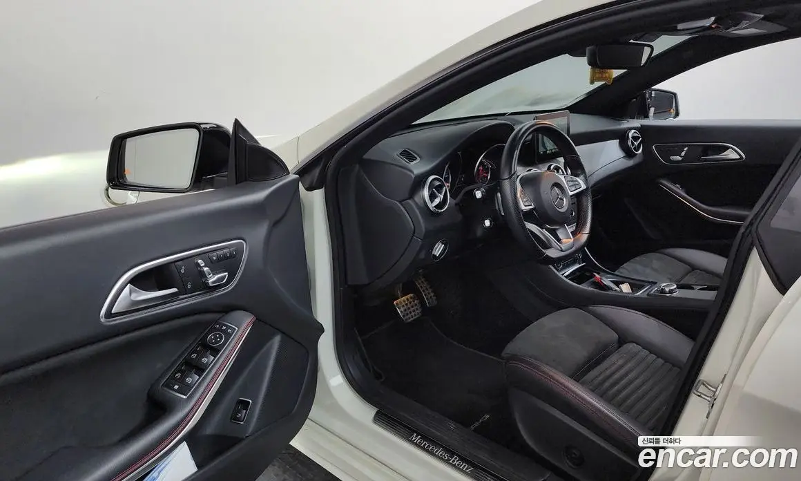 Mercedes-Benz CLA-Class 2017 2.0 автомат (гидро), фото 13