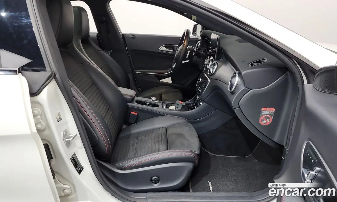 Mercedes-Benz CLA-Class 2017 2.0 автомат (гидро), фото 16