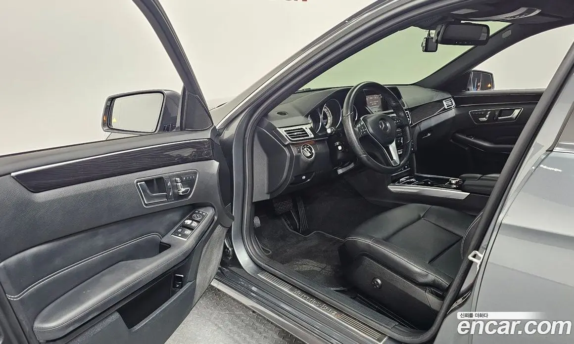 Mercedes-Benz E-Class 2015 2.0 автомат (гидро), фото 12