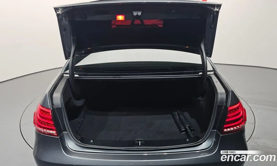 Mercedes-Benz E-Class 2015 2.0 автомат (гидро), фото 22