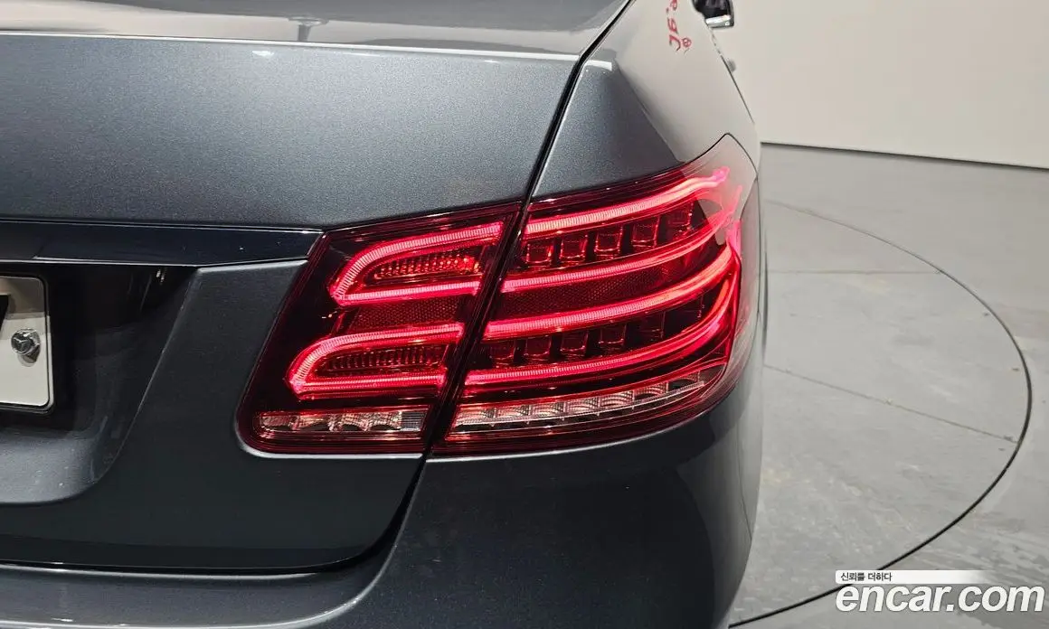Mercedes-Benz E-Class 2015 2.0 автомат (гидро), фото 8