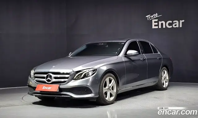 Mercedes-Benz E-Class 2017 2.0 автомат (гидро), миниатюра 1