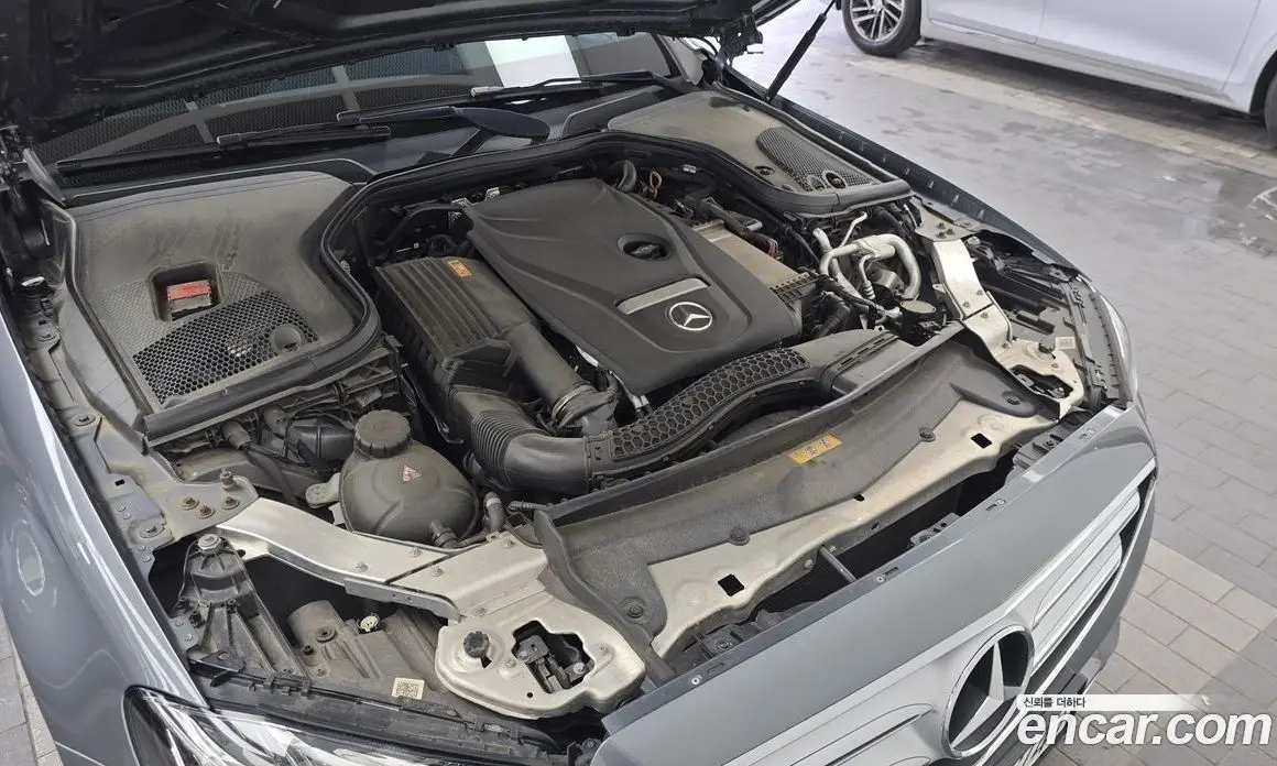 Mercedes-Benz E-Class 2017 2.0 автомат (гидро), фото 6