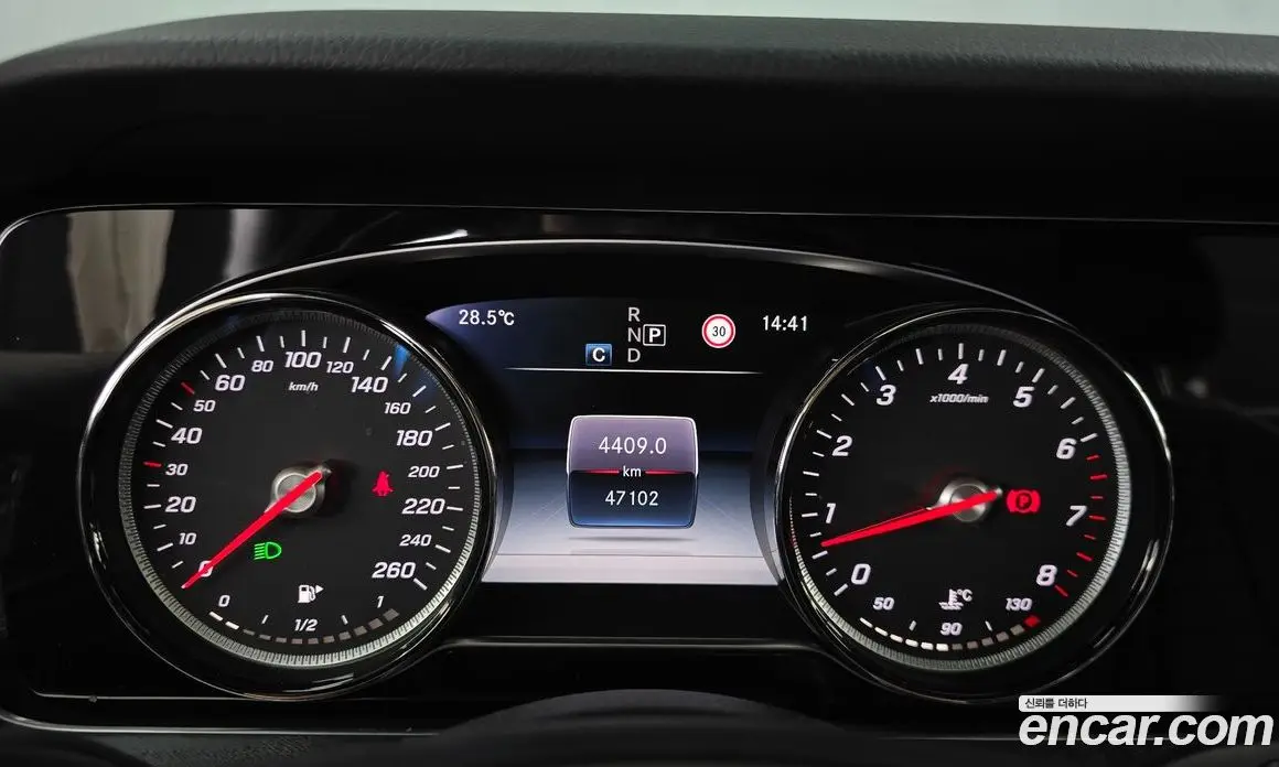 Mercedes-Benz E-Class 2017 2.0 автомат (гидро), фото 8