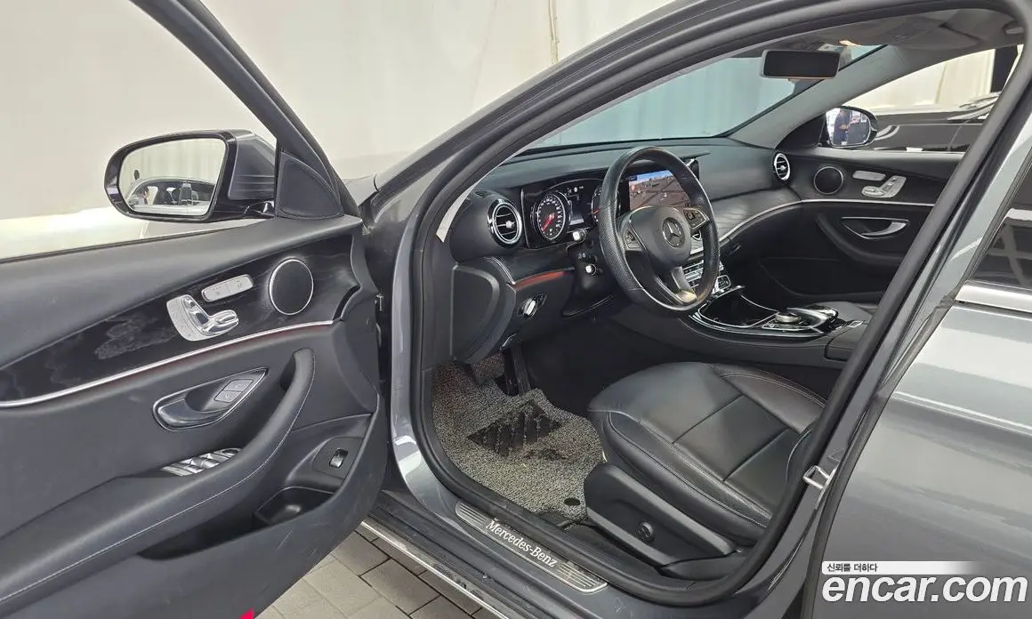 Mercedes-Benz E-Class 2017 2.0 автомат (гидро), фото 10