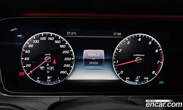 Mercedes-Benz E-Class 2018 2.0 автомат (гидро), миниатюра 11