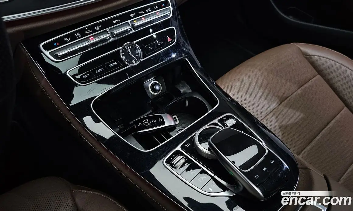 Mercedes-Benz E-Class 2018 2.0 автомат (гидро), фото 23