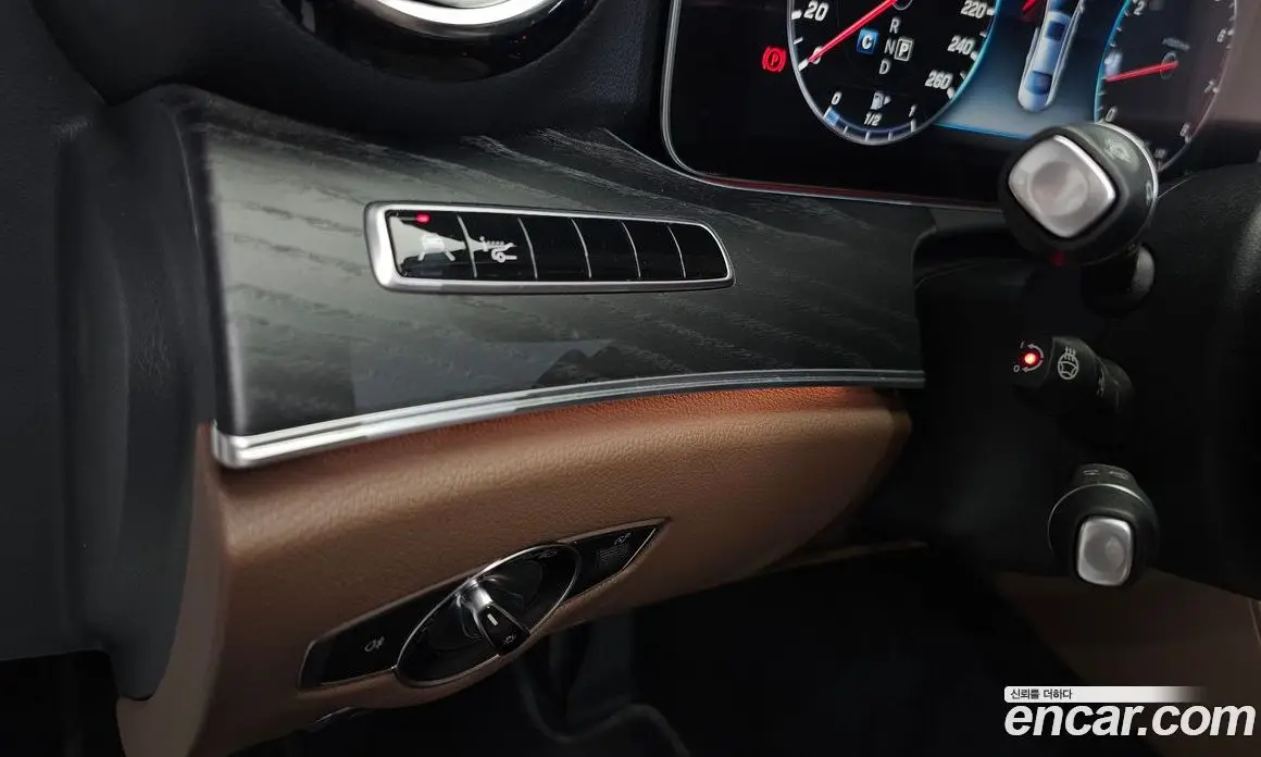 Mercedes-Benz E-Class 2018 2.0 автомат (гидро), фото 30