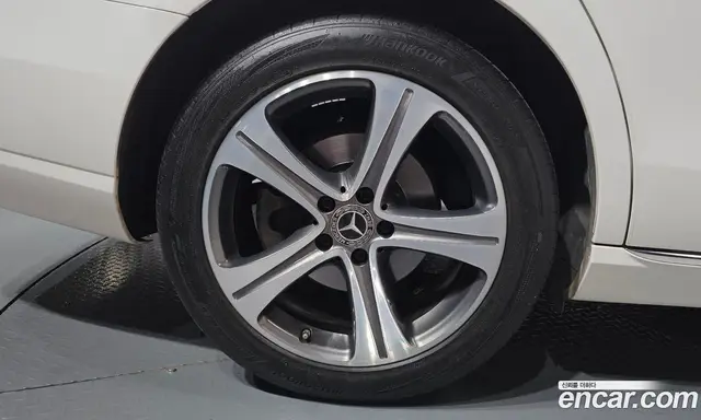 Mercedes-Benz E-Class 2018 2.0 автомат (гидро), миниатюра 7