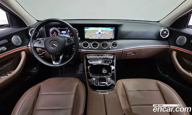 Mercedes-Benz E-Class 2018 2.0 автомат (гидро), миниатюра 10