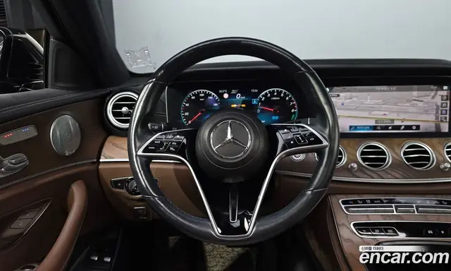 Mercedes-Benz E-Class 2021 2.0 автомат (гидро), миниатюра 12