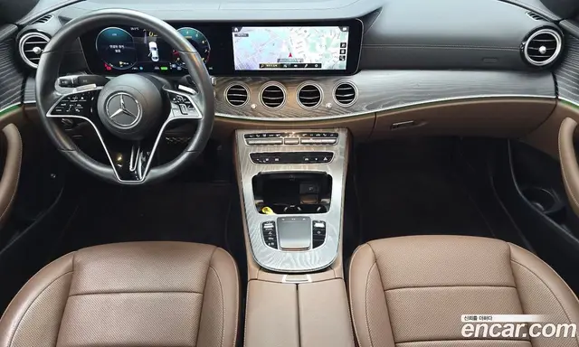 Mercedes-Benz E-Class 2022 2.0 автомат (гидро), миниатюра 7