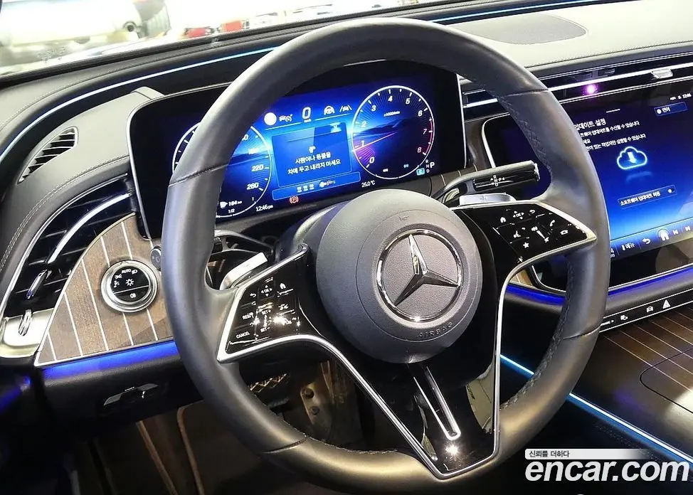 Mercedes-Benz E-Class 2024 2.0 автомат (гидро), фото 12 Mercedes-Benz E-Class 2024 2.0 автомат (гидро), фото 12