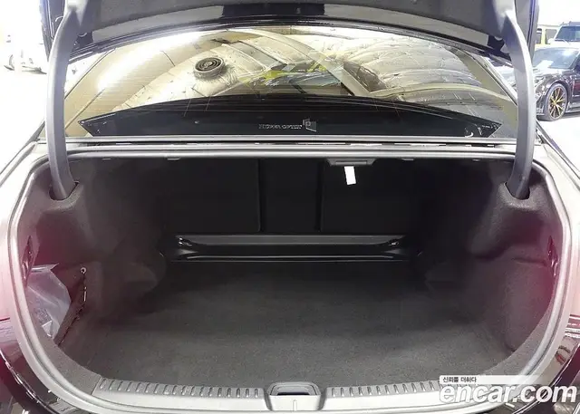 Mercedes-Benz E-Class 2024 2.0 автомат (гидро), миниатюра 10 Mercedes-Benz E-Class 2024 2.0 автомат (гидро), миниатюра 10