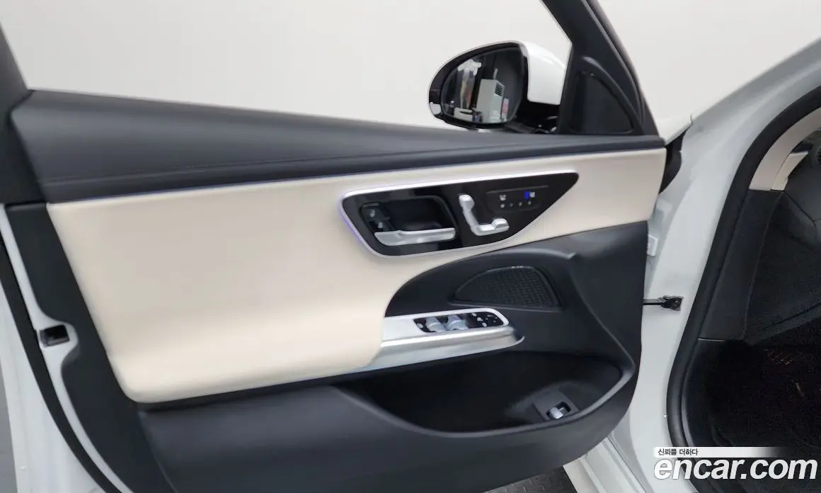 Mercedes-Benz E-Class 2024 2.0 автомат (гидро), фото 14