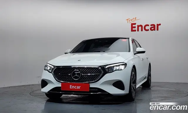 Mercedes-Benz E-Class 2024 2.0 автомат (гидро), миниатюра 3