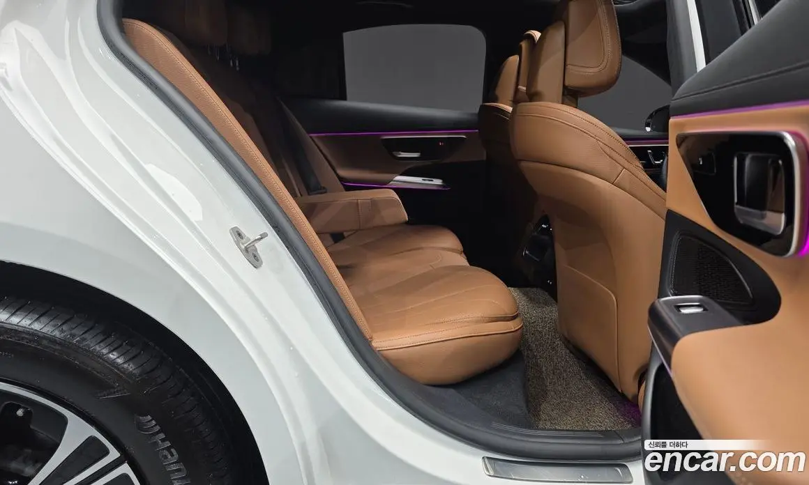 Mercedes-Benz E-Class 2024 2.0 автомат (гидро), фото 18