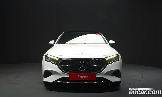 Mercedes-Benz E-Class 2024 2.0 автомат (гидро), миниатюра 3