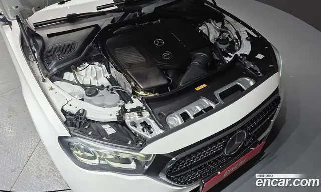Mercedes-Benz E-Class 2024 2.0 автомат (гидро), миниатюра 6